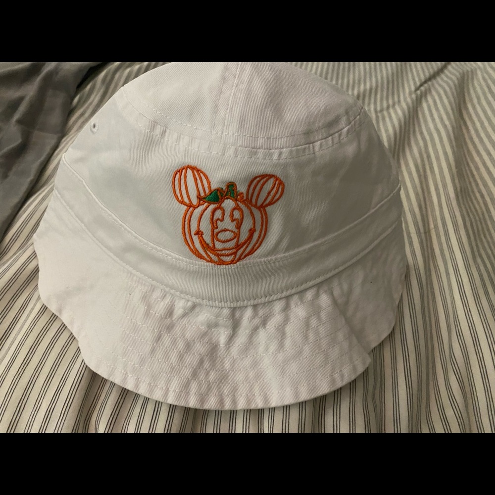 New Mickey Pumpkin Bucket Hat Disney Jack o’lantern